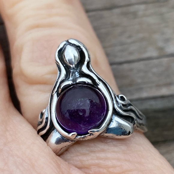 Goddess Abundance Ring Sterling Silver w/ Amethyst - Picture 15 of 16